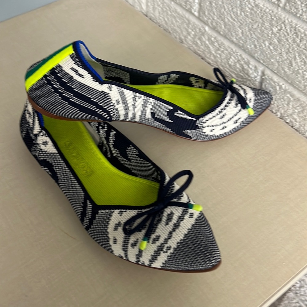 Rothy’s the point flats, navy and lime green print